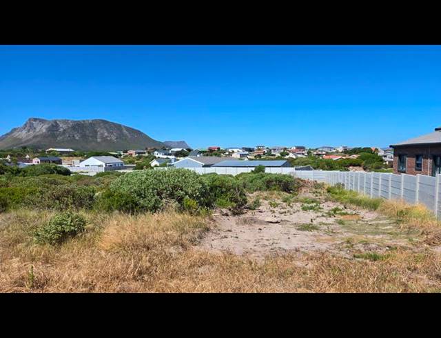 LAND FOR SALE IN KLEINBAAI